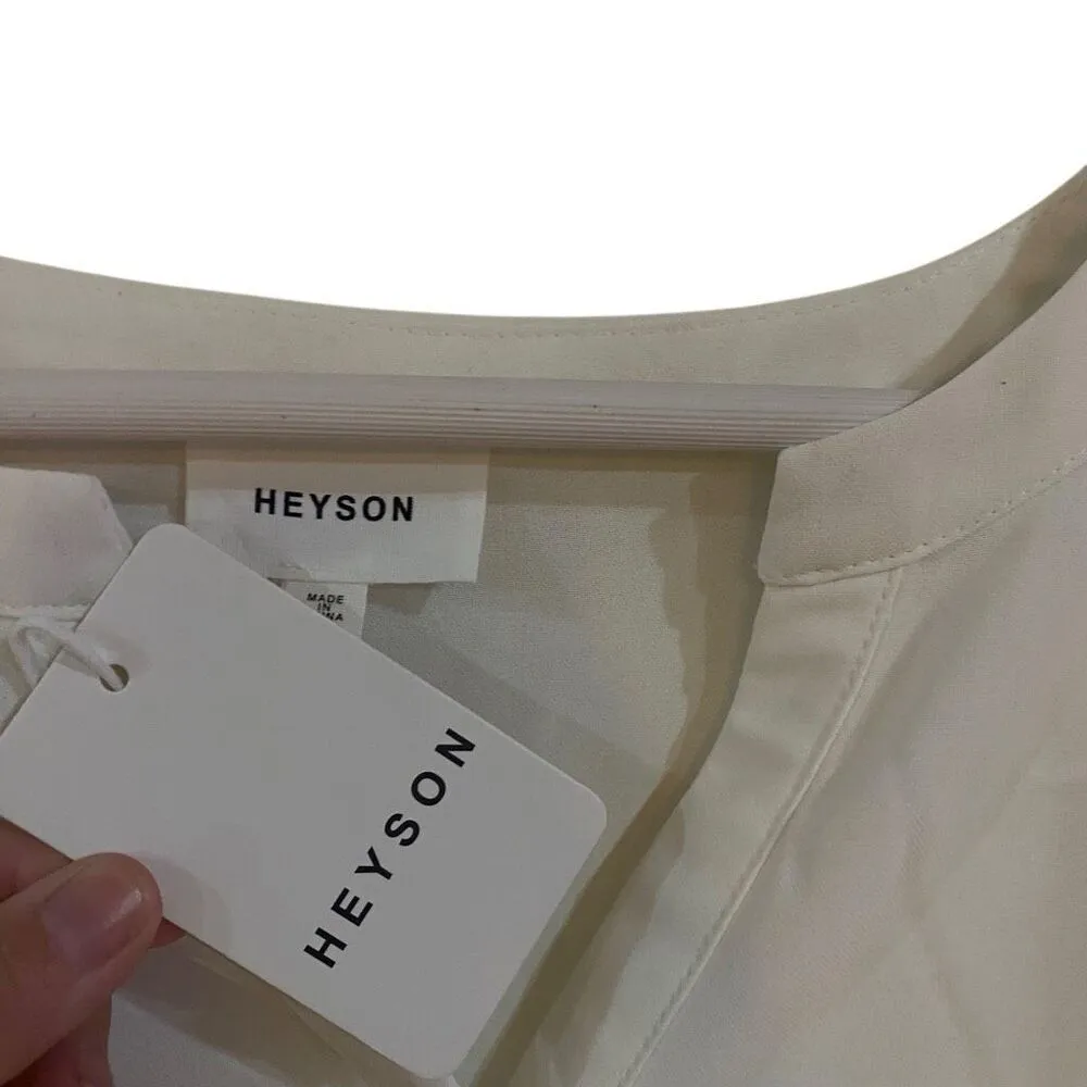Heyson NWT cream flutter short sleeve vneck blouse medium career wear academia White - Image 5