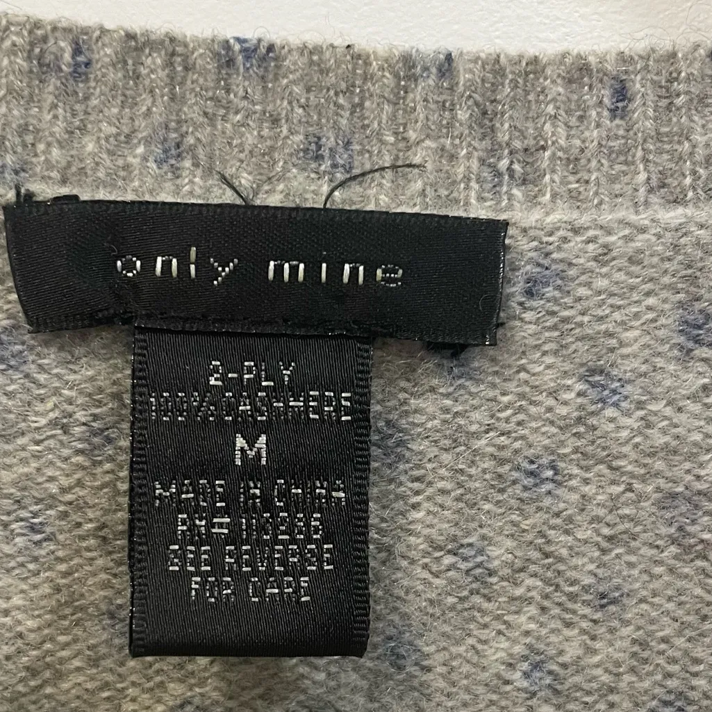 Only Mine 100% Cashmere polka dot cardigan• Size Medium Gray - Image 5