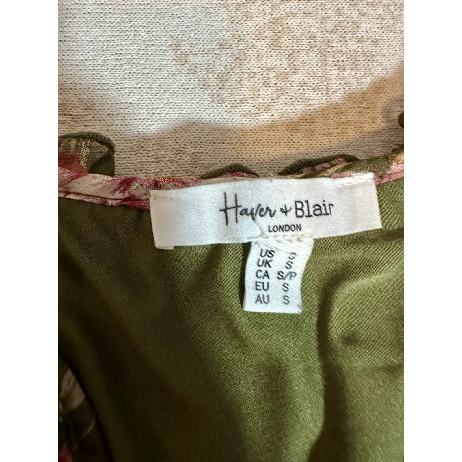 Haver & Blair London Ruffleneck Floral Blouse Top, Small - Image 8