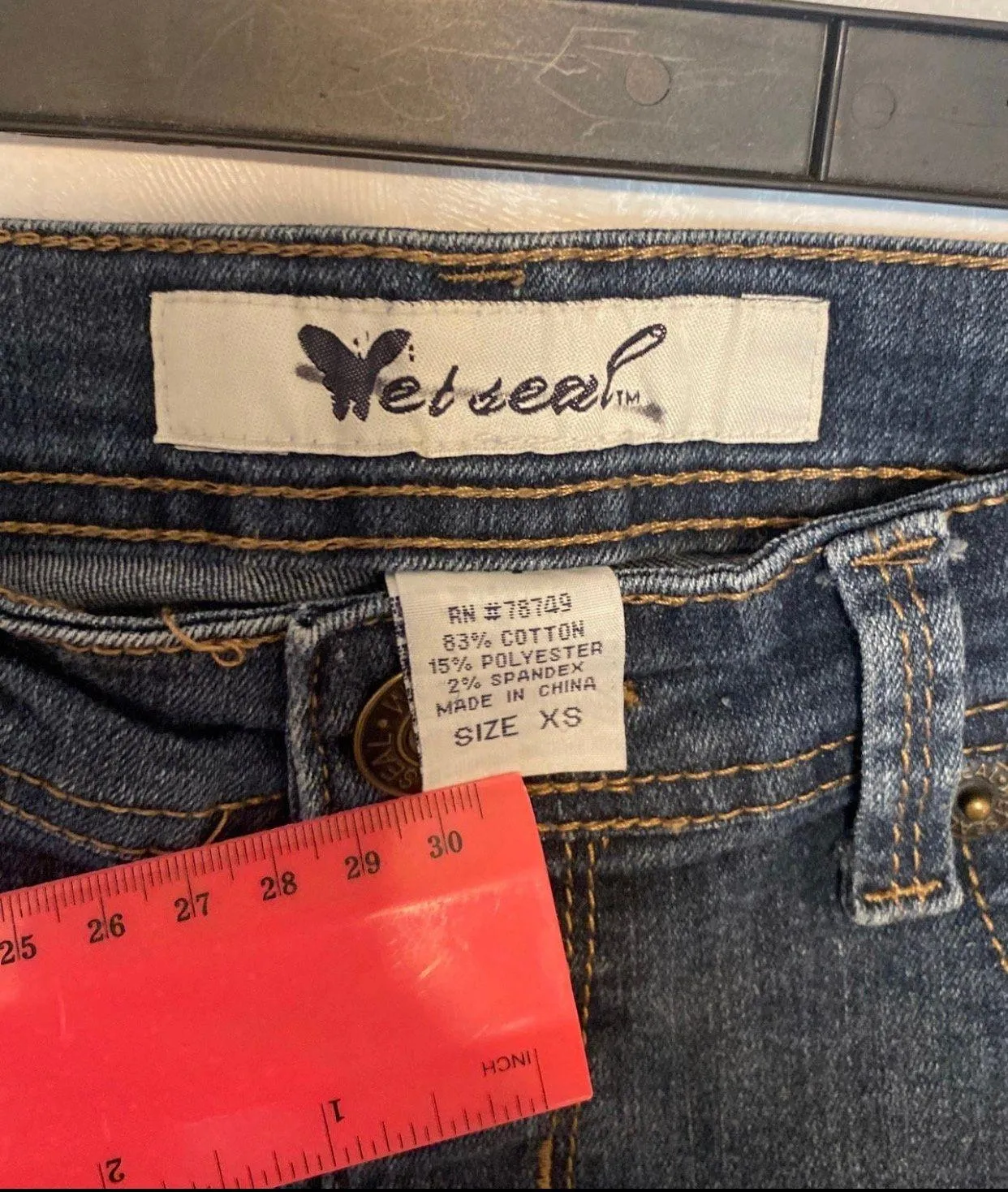 Skinny Jeans Size XS - Image 4