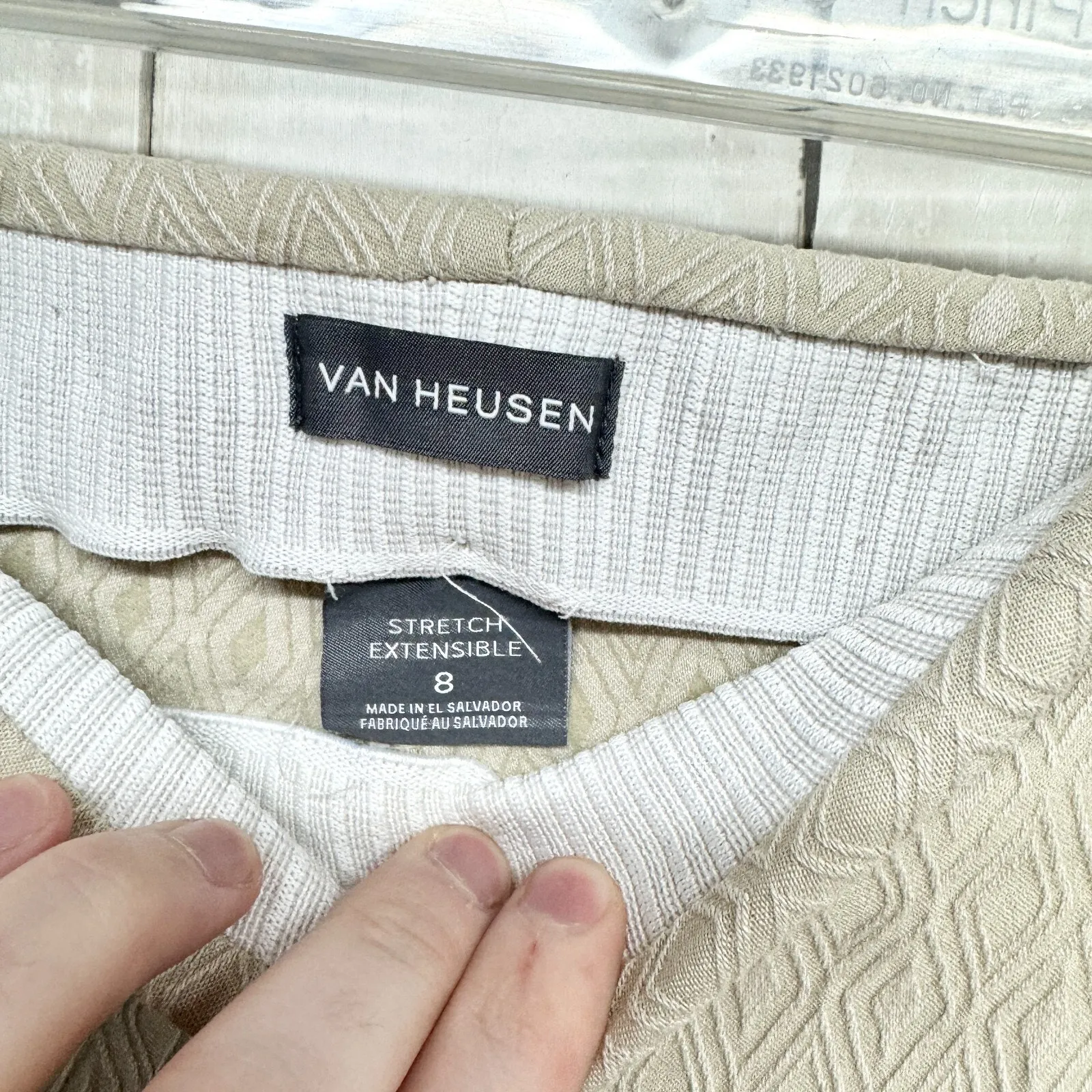 Van Heusen Pants Women Size 6 Stretch Extensible Tan Textured Pull On Straight - Image 3