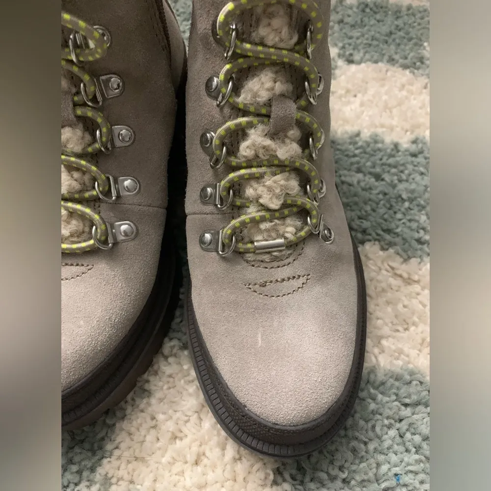 Sole Society Eavan Lace Up Boots Winter Boots Sherpa Gray Green Beige Size 6 M - Image 7