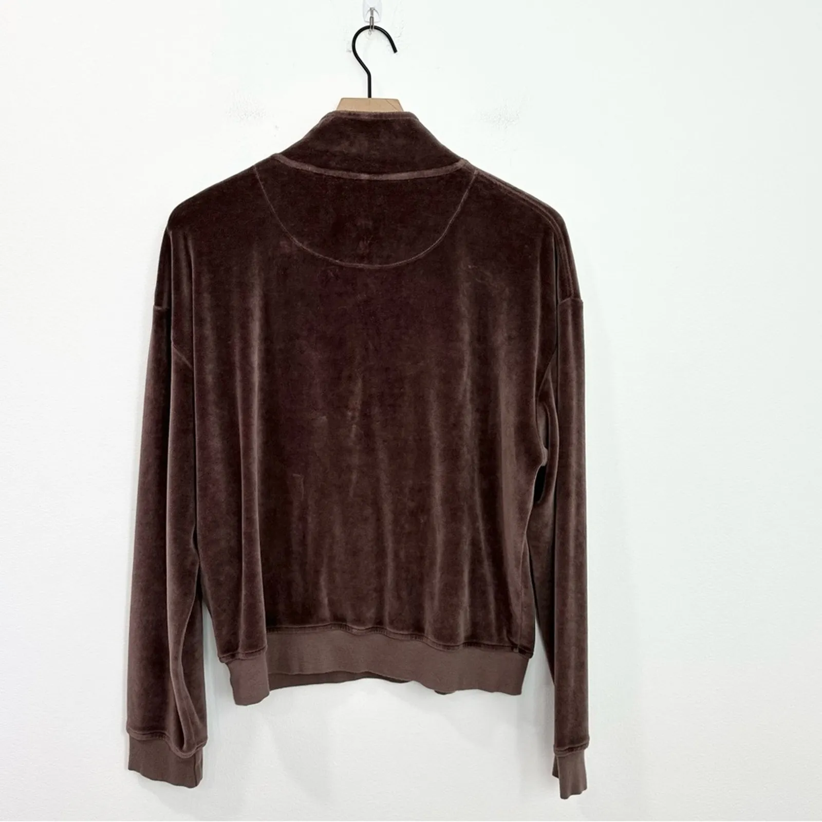 WSLY Eco Plush Womens Velour Comfy Sweatshirt Brown size Medium - Image 2