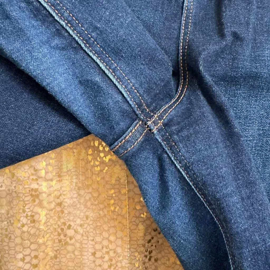 Old Navy High-Waisted Wow Jean Bermuda Shorts Dark Wash 9" Inseam Size 18 - Image 6