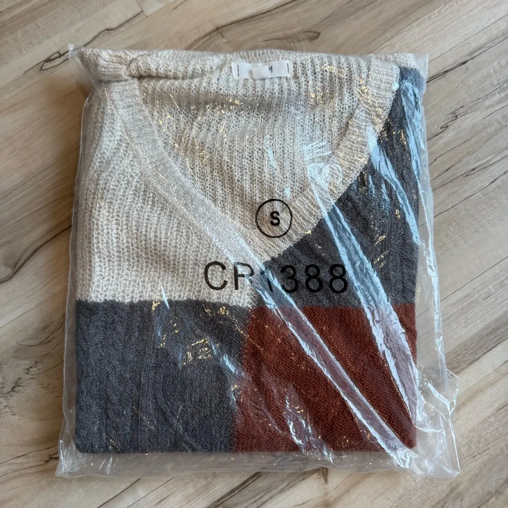 Blu Pepper NWT Colorblock Lightweight Sweater Long Sleeves V Neck - Image 3