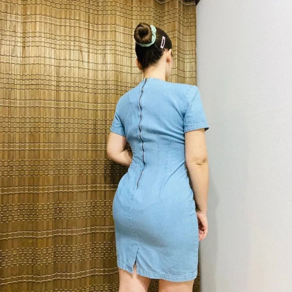 My Michelle Vintage 90s Cute Light Wash Denim Mini Dress Zips Up In The Back - Image 2