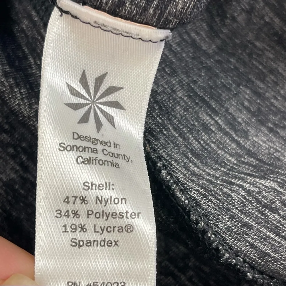 Athleta Women’s Quest Chaturanga Criss Cross Crop Leggings Size S - Image 11