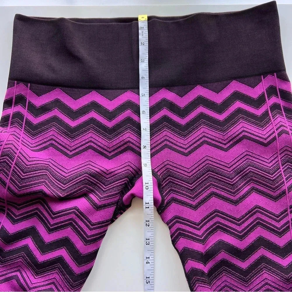 Lululemon Ebb To Street Pant Size 10 - Image 14