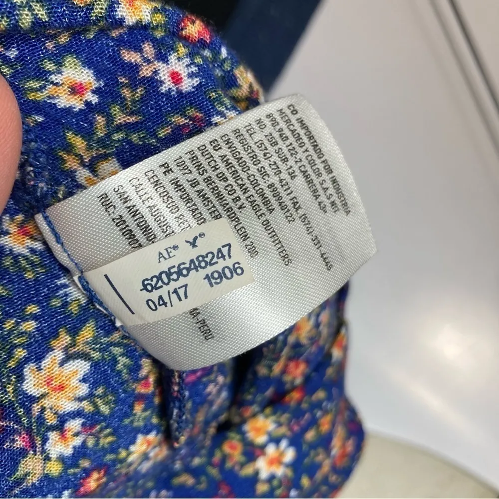 American‎ Eagle Outfitters floral shorts size medium - Image 6