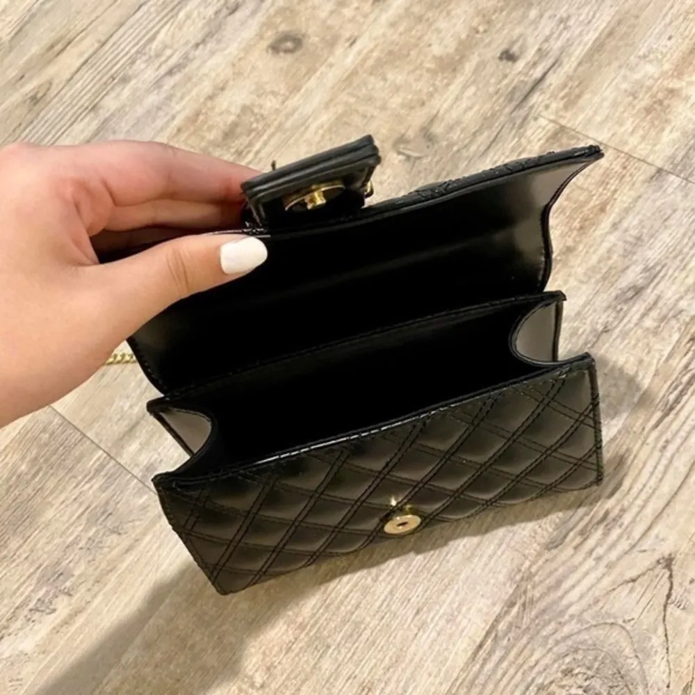 Black Quilted Crossbody Bag - Image 4