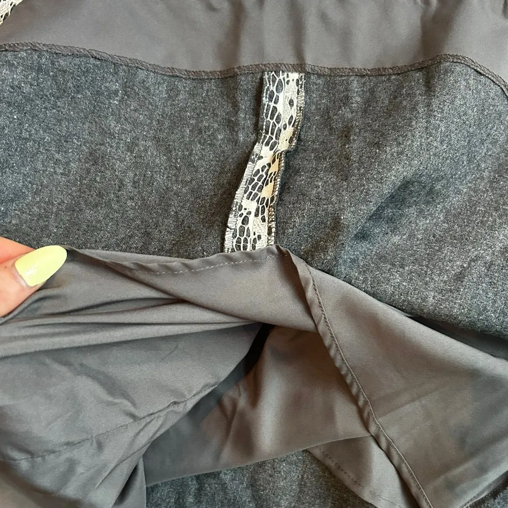 Club Monaco Ashby Lace Overlay Dress Size 8 Wool White Gray Fit and Flare V Neck - Image 14