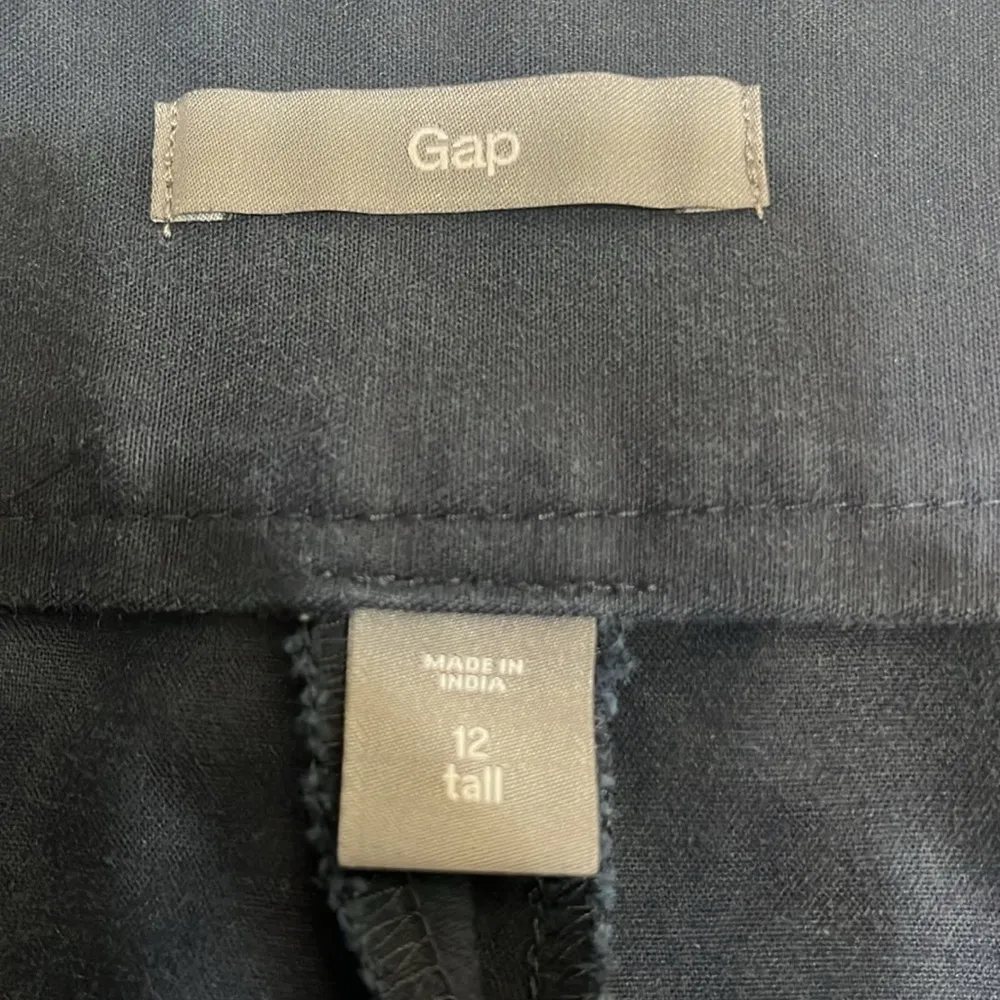 Gap navy blue chino pencil skirt - Image 3