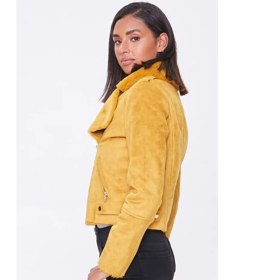 NWT Forever 21  Yellow Faux Fur-trim Moto Jacket - Image 4