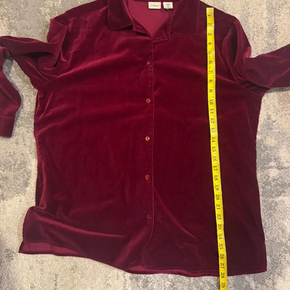 L.L. Bean Velvet Button - Image 5