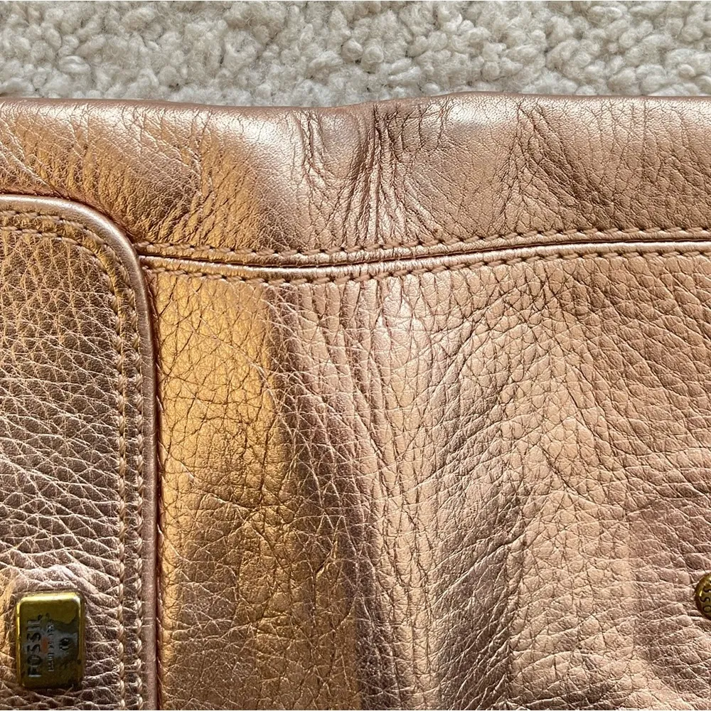 Fossil Metallic Rose Gold Bifold Wallet - Image 7