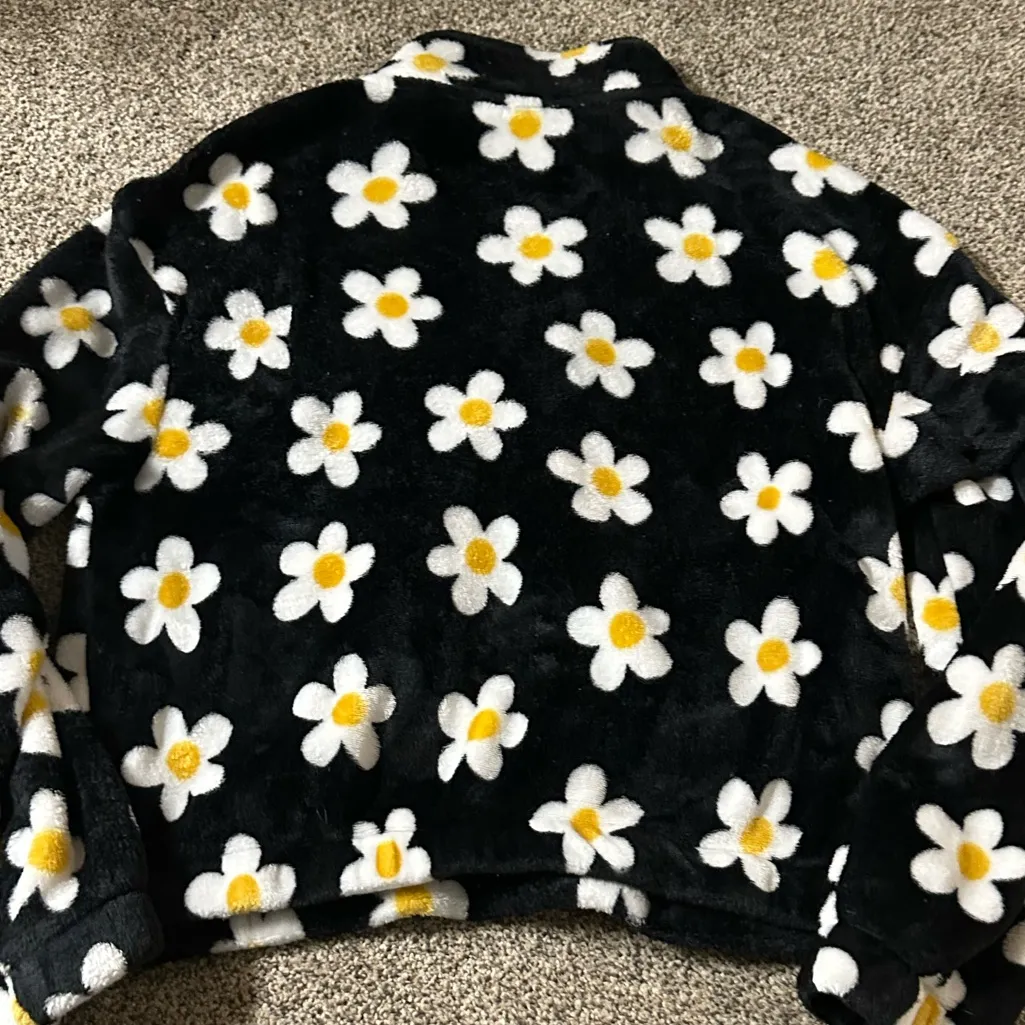Mighty Fine Black and White Floral Sweater - Image 2