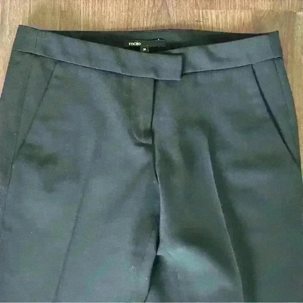 Maje  black cropped trousers with pockets size 36 - Image 4