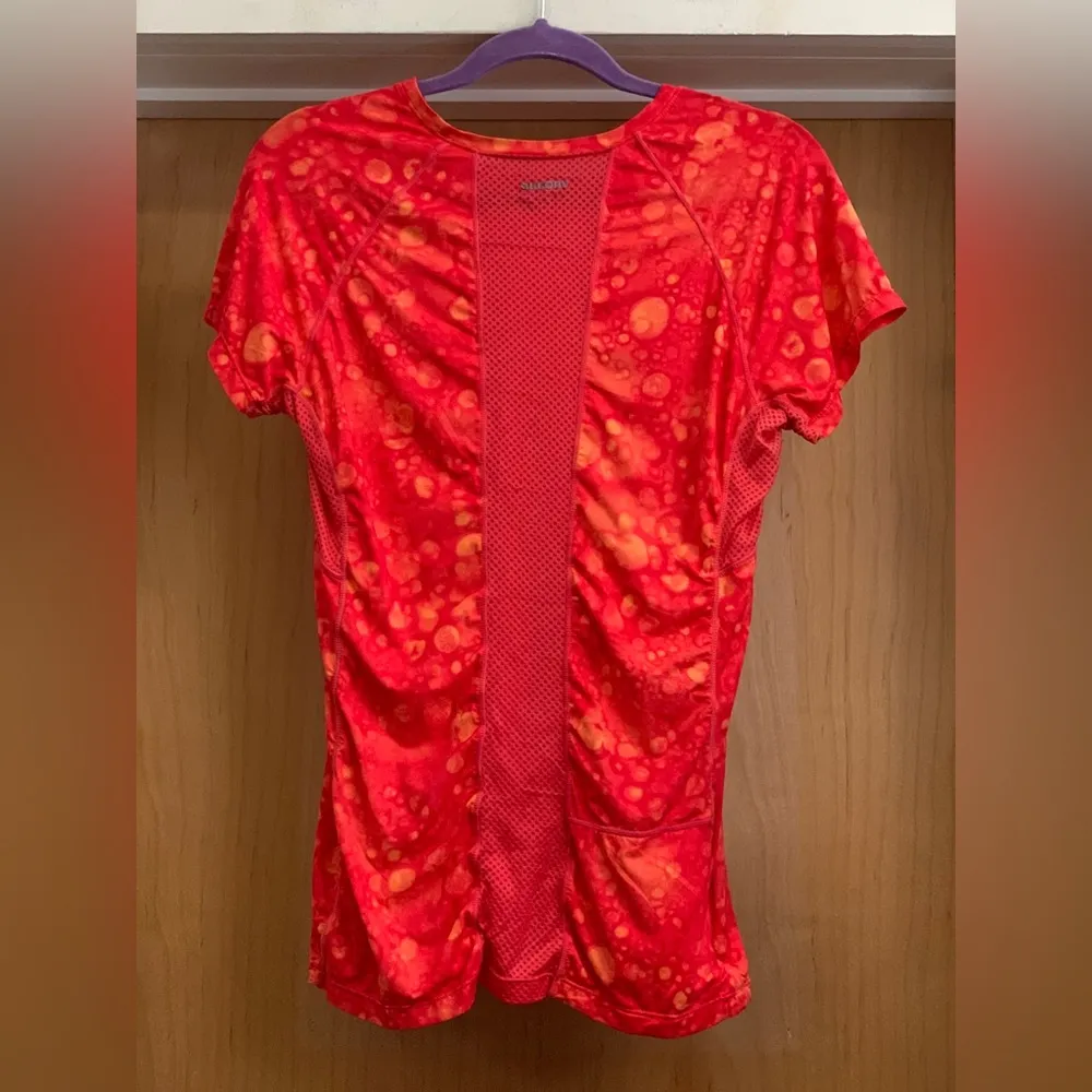 Saucony Orange Short Sleeve T-Shirt.  Size-Large - Image 2