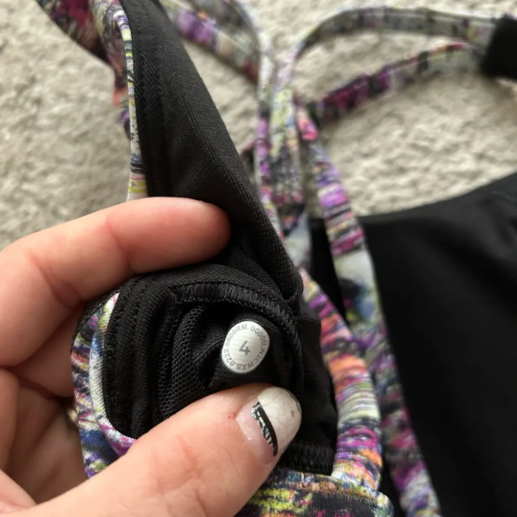 Lululemon  4 Energy Bra Multi Color Criss Cross Strappy Back‎ - Image 5