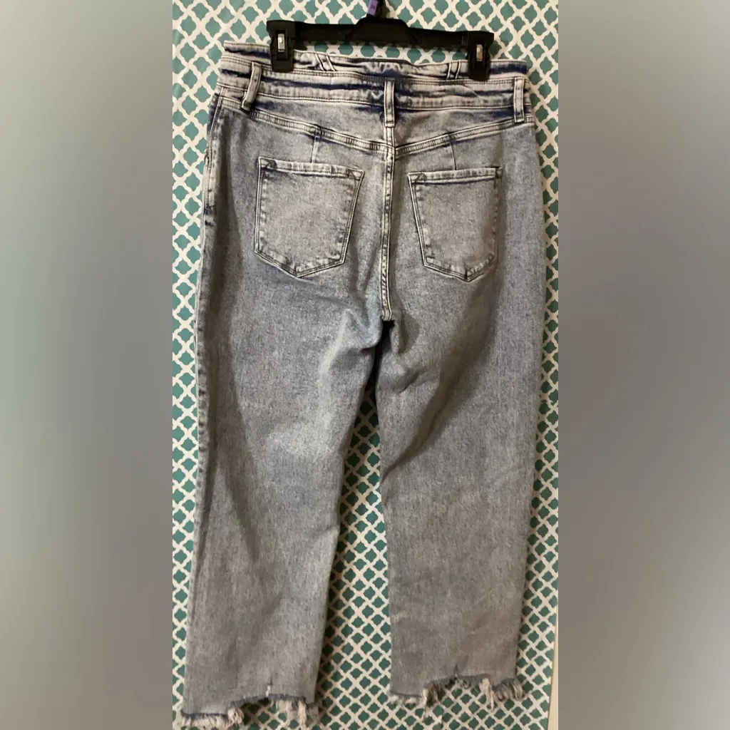 KanCan Signature High Rise Cropped Straight leg women’s jeans size 31 Blue - Image 12