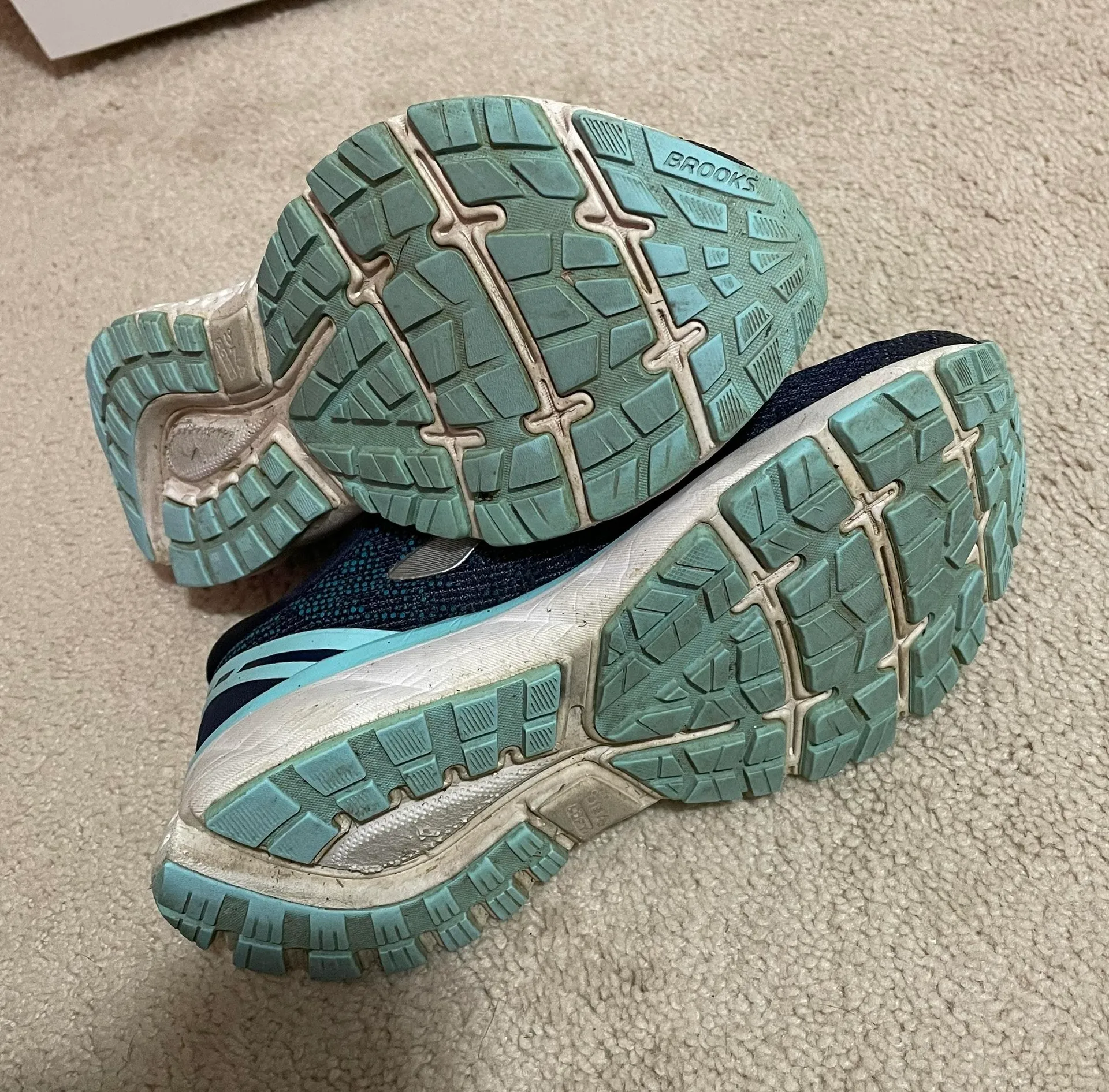 Brooks Ghost 11 Running Shoes - Image 4