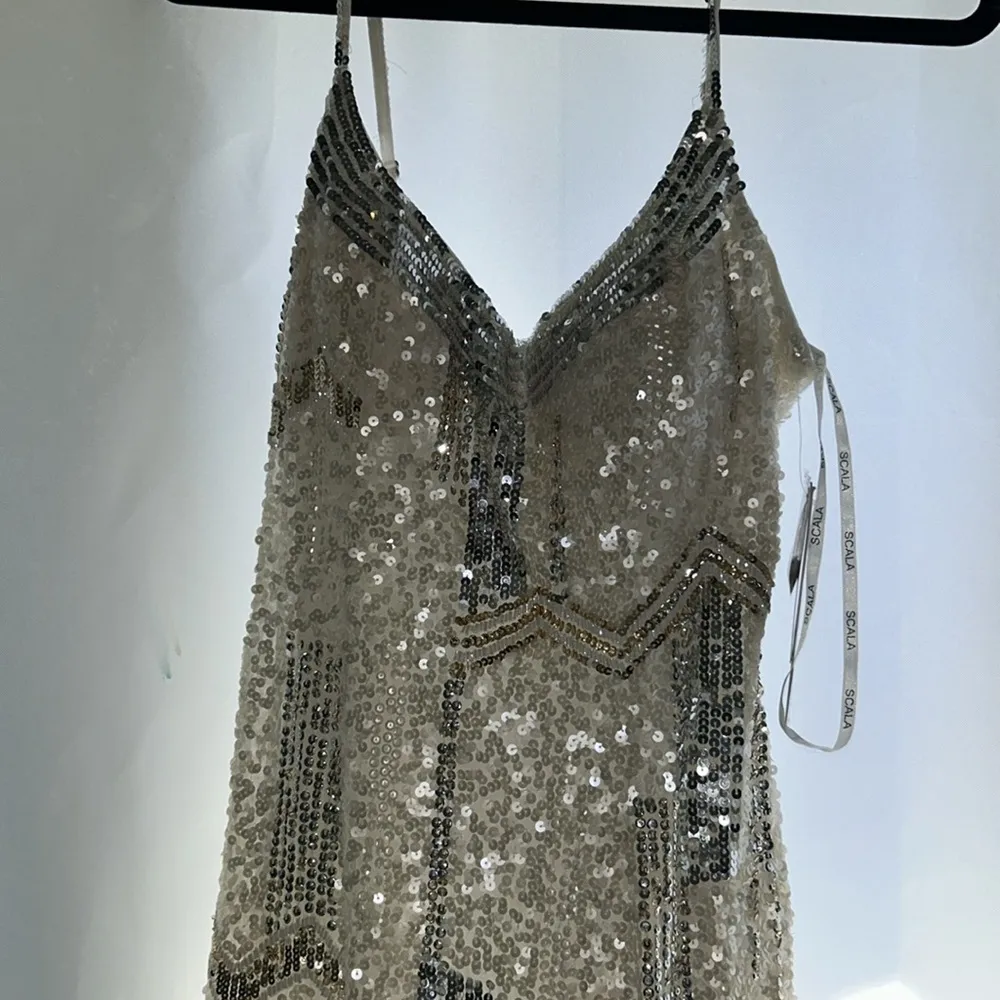 NWT Scala Sequin Mini White Cocktail Dress size 8 - Image 2