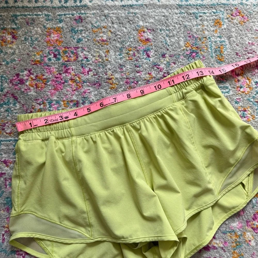 Lululemon Hotty Hot Short II 2.5" Lemon Vibe Yellow Shorts Women’s 8 Regular - Image 5
