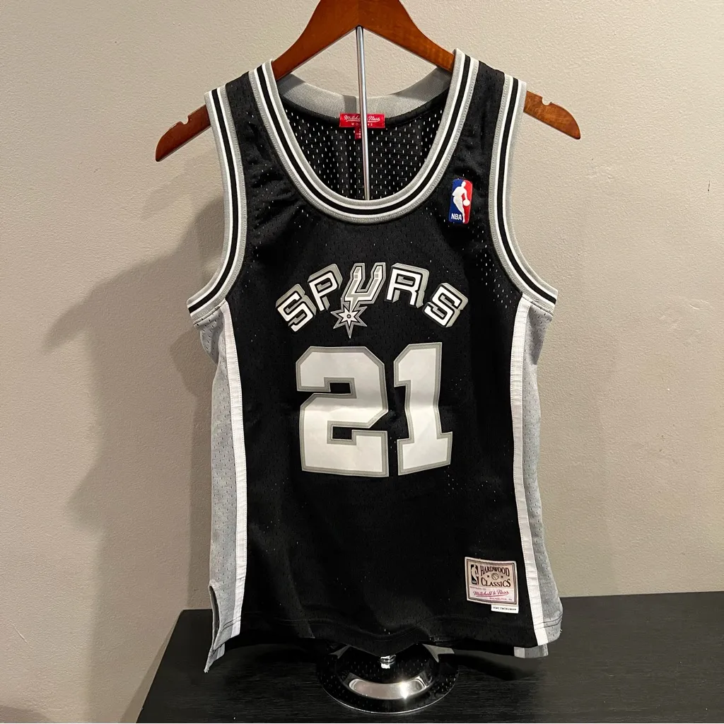 Women's Mitchell & Ness Tim Duncan 21 Black San Antonio Spurs Jersey sz Small - Image 4
