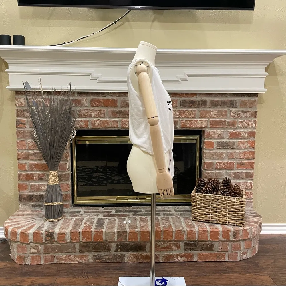 Game of Thrones HBO Danaerys Targaryen Mother of Dragons crop top / S / NWOT - Image 9