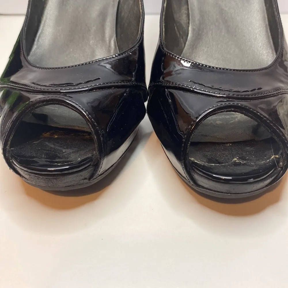Stuart Weitzman black patten leather platform peep toed heels size 7.5 M - Image 8