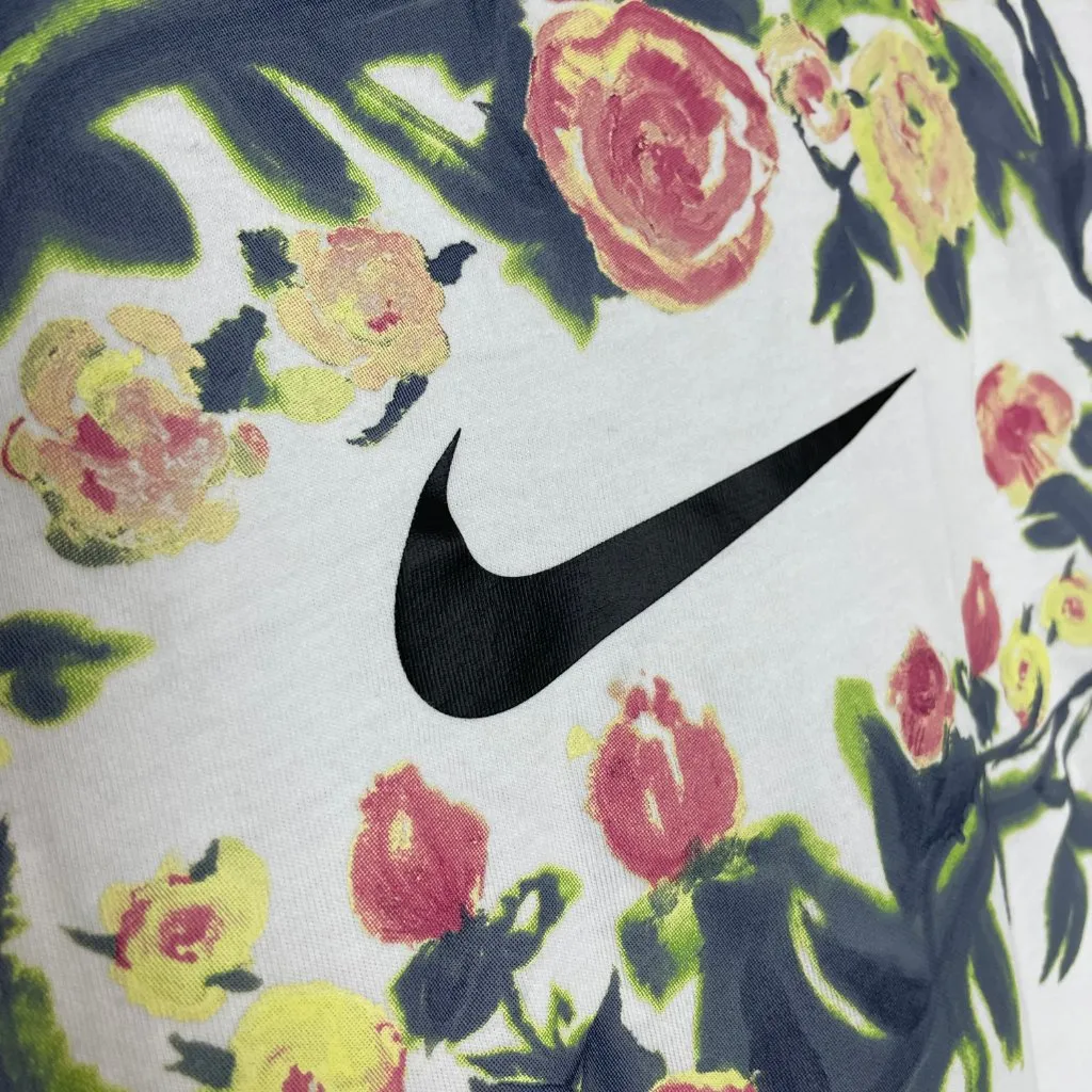 Nike T-Shirt Floral Women's Artist Collection Anna Deller-Yee Sz Small Loose Fit - Image 13