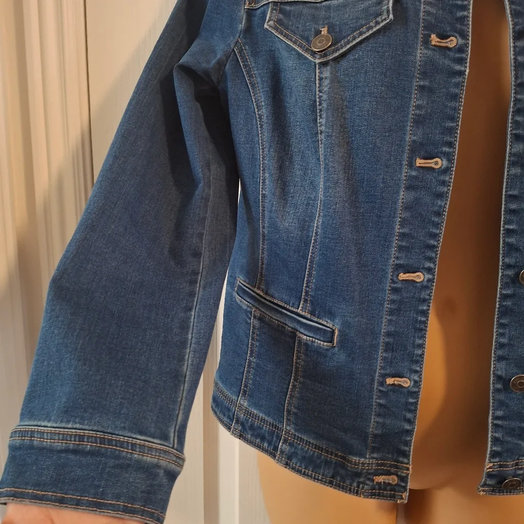 Chico's Sz 1 Denim Button-Up Women's Jacket - Image 11