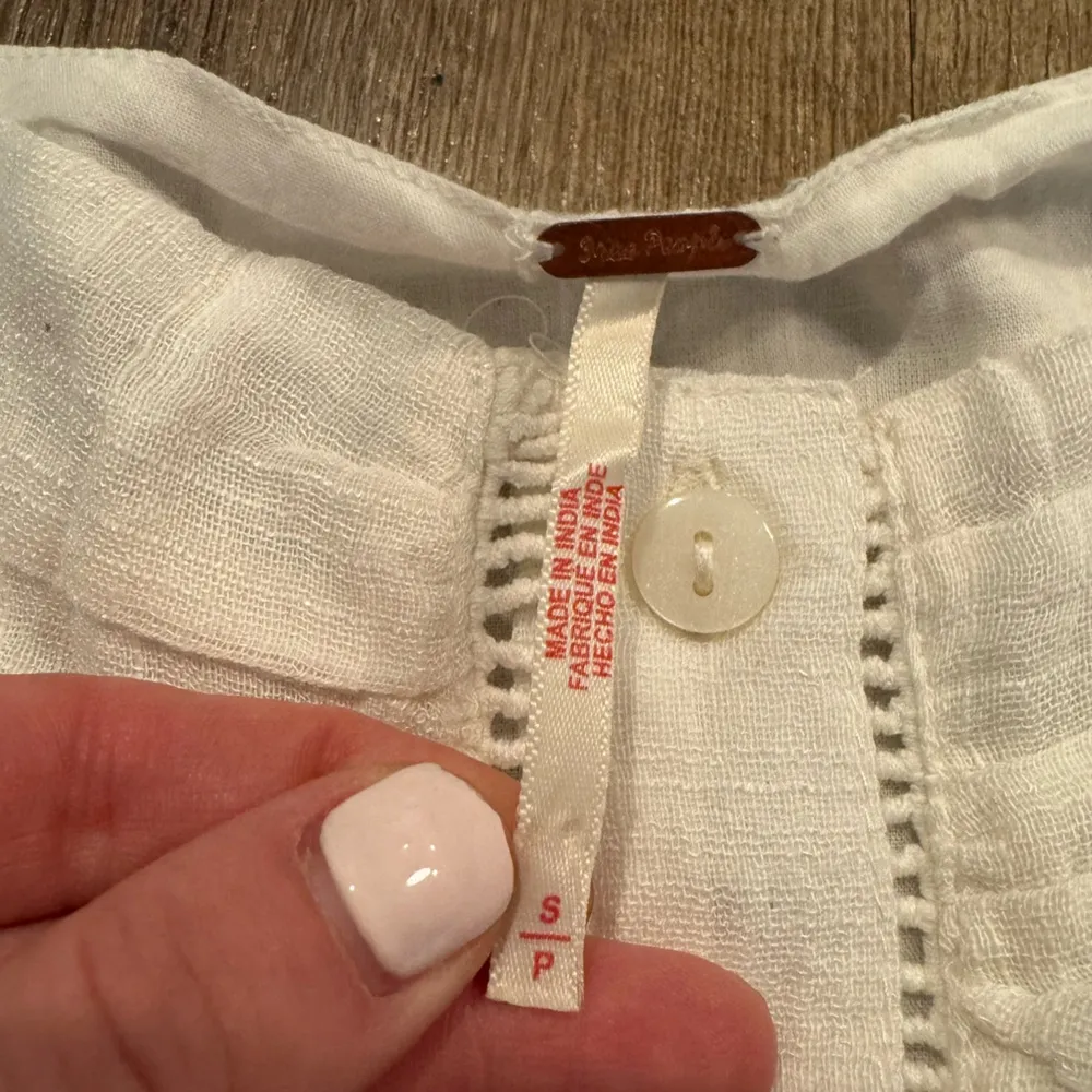 Free People NWT  Cloud Dancer Lace Top Small - Image 5