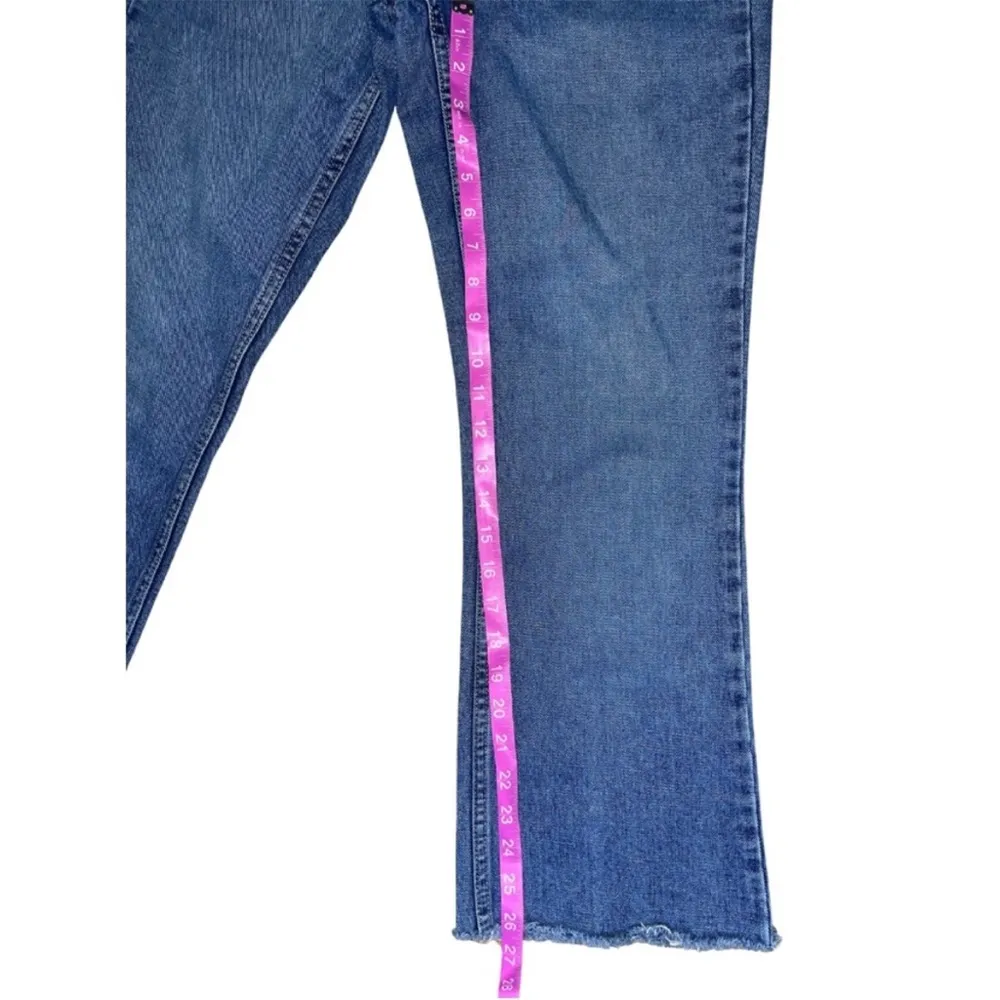 Boston Proper Straight Ankle Fringe 6 Regular Denim Jeans - Image 6