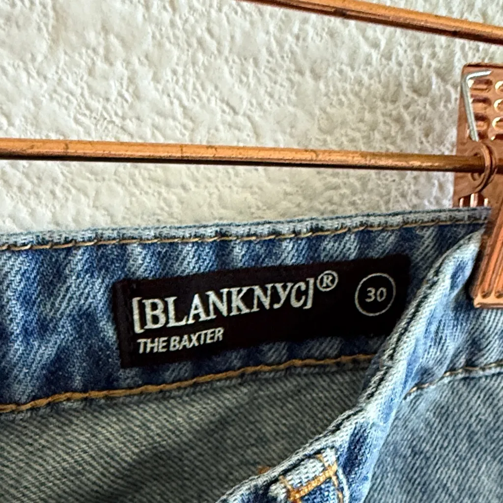 Blank NYC The Baxter Ribcage Straight Leg Distressed 30 - Image 3