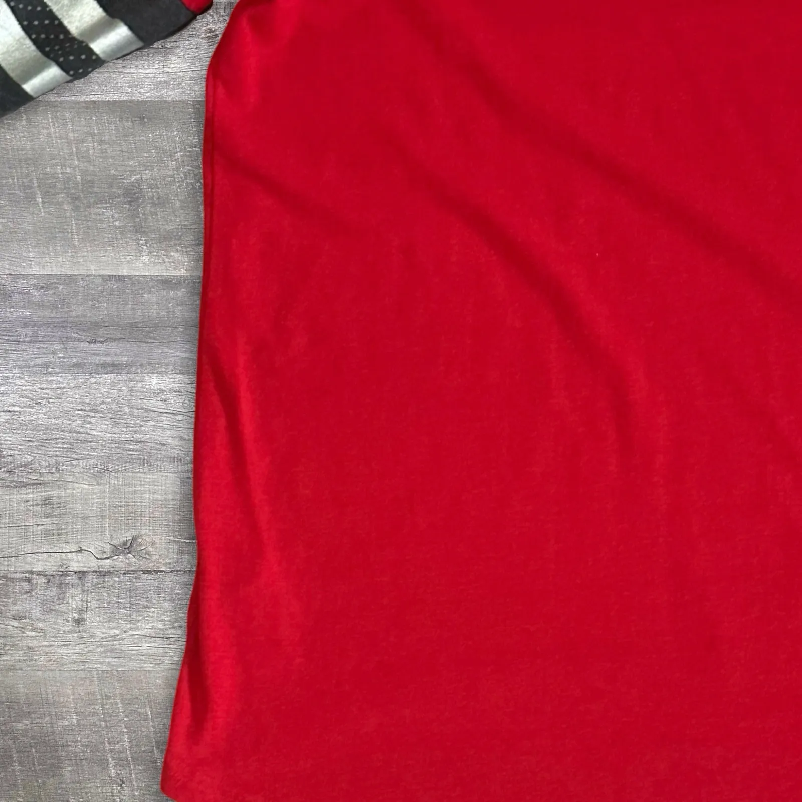 Antigua USD South Dakota Coyotes Varsity Tee Womens S Red Half Sleeve V-Neck Top - Image 6