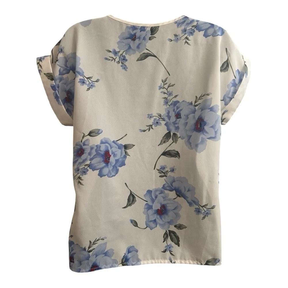 SHEIN Blue Floral Blouse - Image 2
