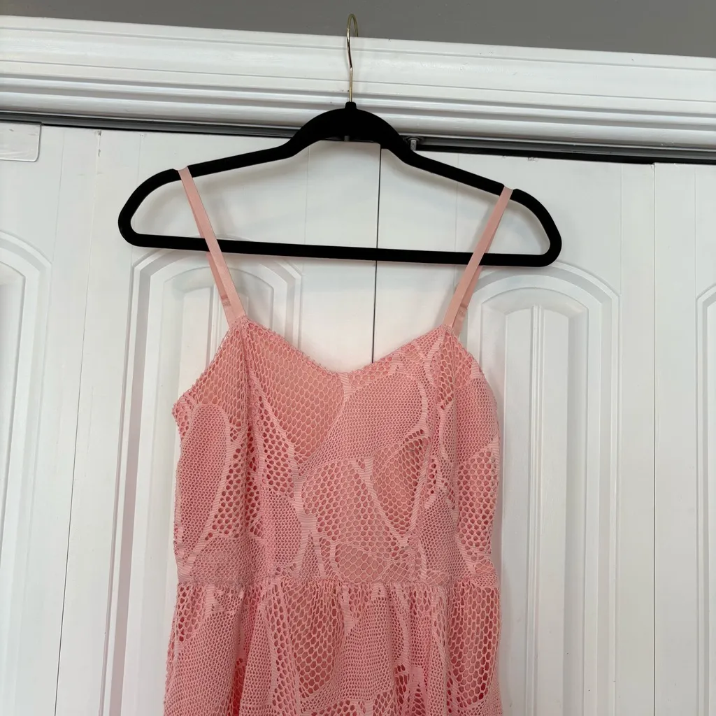 Daytrip  Pink Lace Dress Size‎ Medium - Image 3