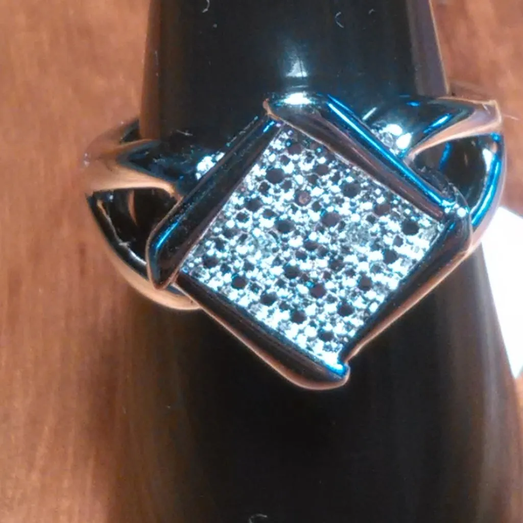 Diamond Accent Silvertone Ring (Size 7) - Image 4