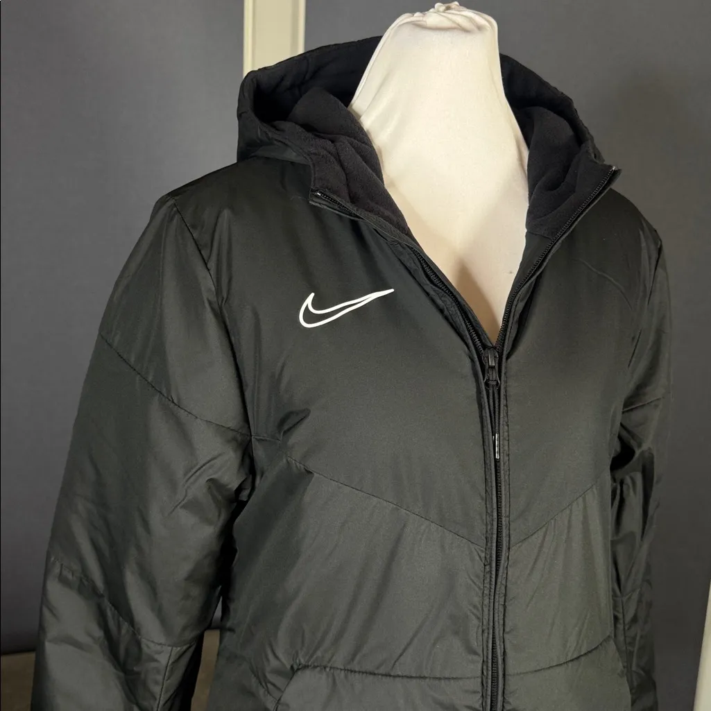 Nike Womens Sportswear Synthetic Fill Black Hooded Puffer Jacket Size XL NWT - Image 3