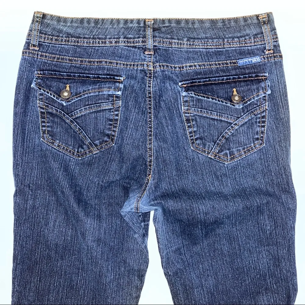 BANDOLINO Blu Women’s High Rise Blue Denim Jean Capri 10 Dark Wash - Image 5