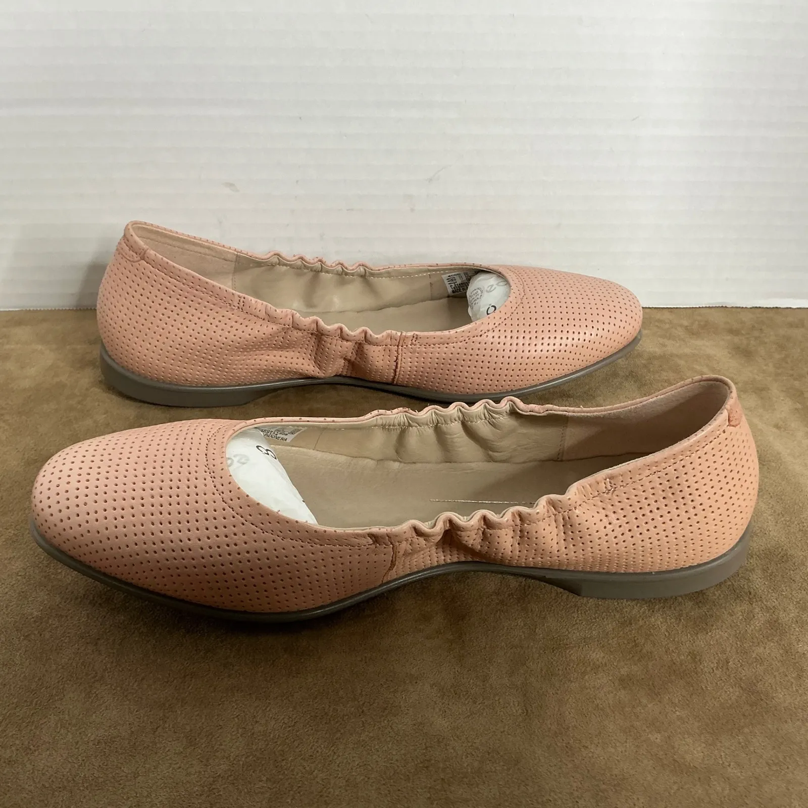 Leather‎ Perforated Comfort Shoes Women's EU 41 US 10-10.5 Round Toe New - Image 8