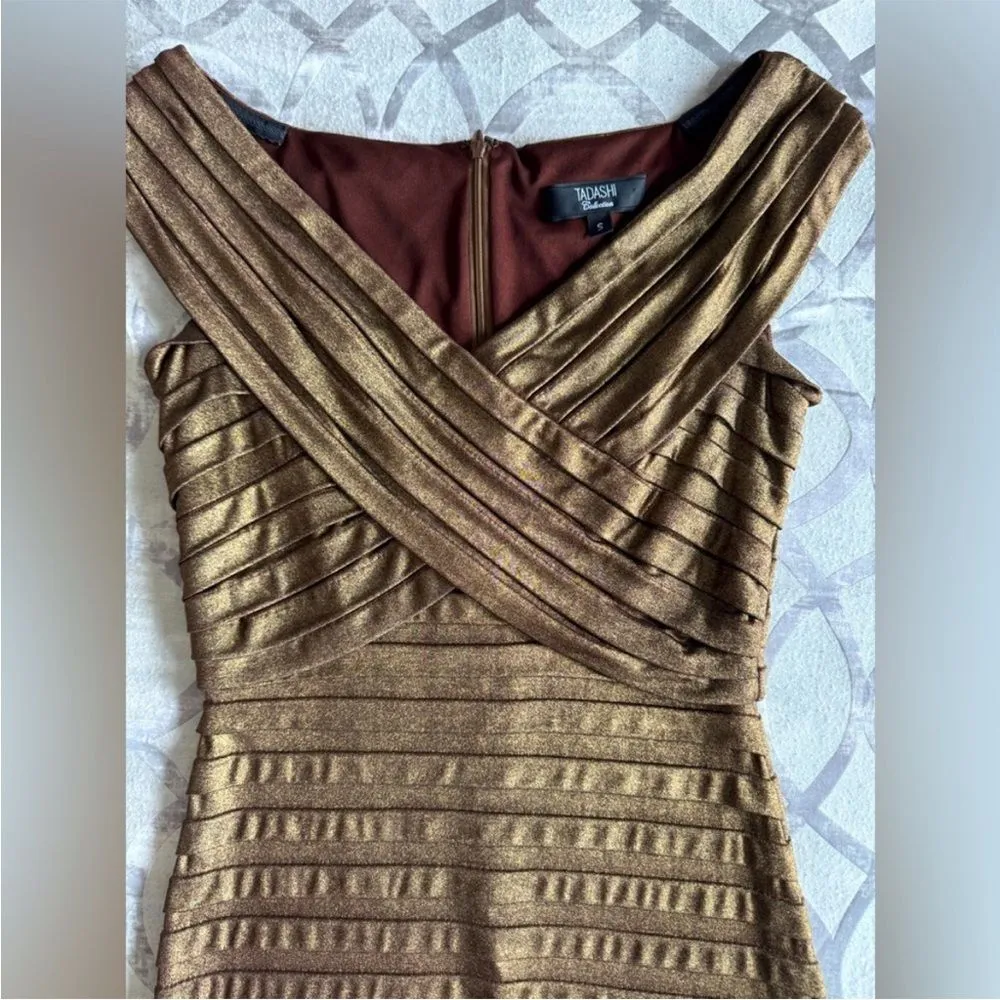 TADASHI SHOJI Metallic Bronze Gold Pleated Formal Cocktail Dress Small - Image 4