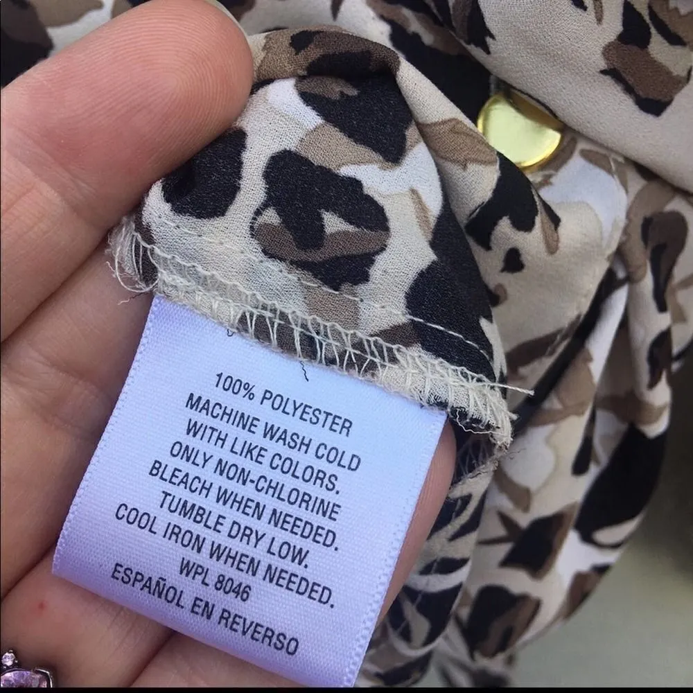 JM Collection Beulah Printed Button Down Tie Bottom Blouse - Image 7