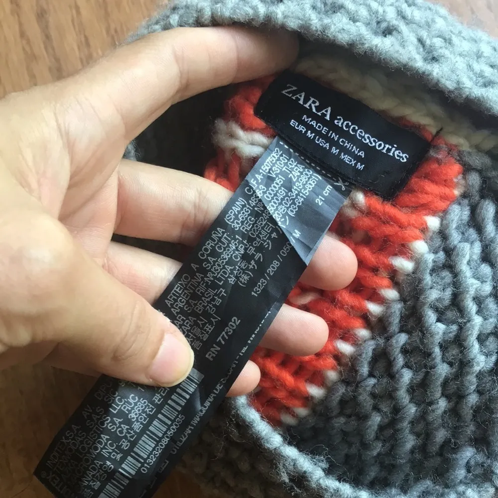 Zara Love You knit Pom Pom beanie - Image 3