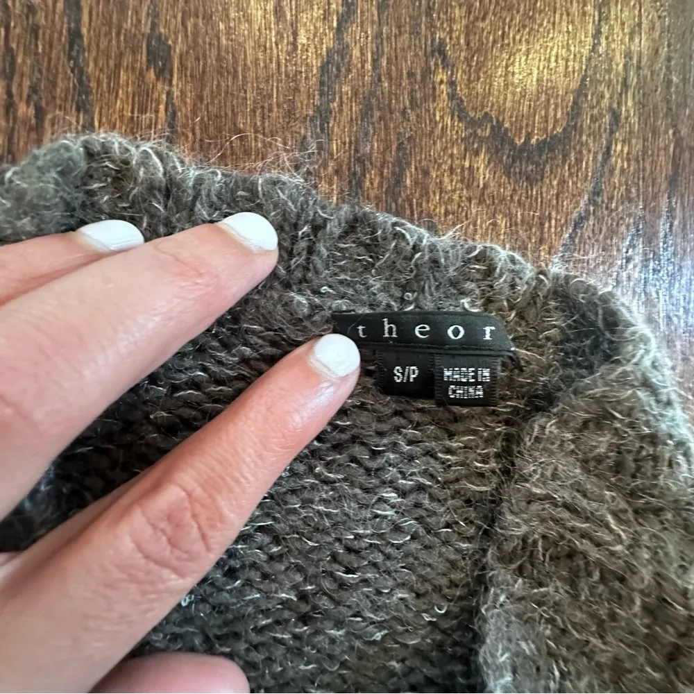 THEORY Bramsy Airmix Dark Gray Cable Knit Chunky Sweater Size Small 1357 - Image 9