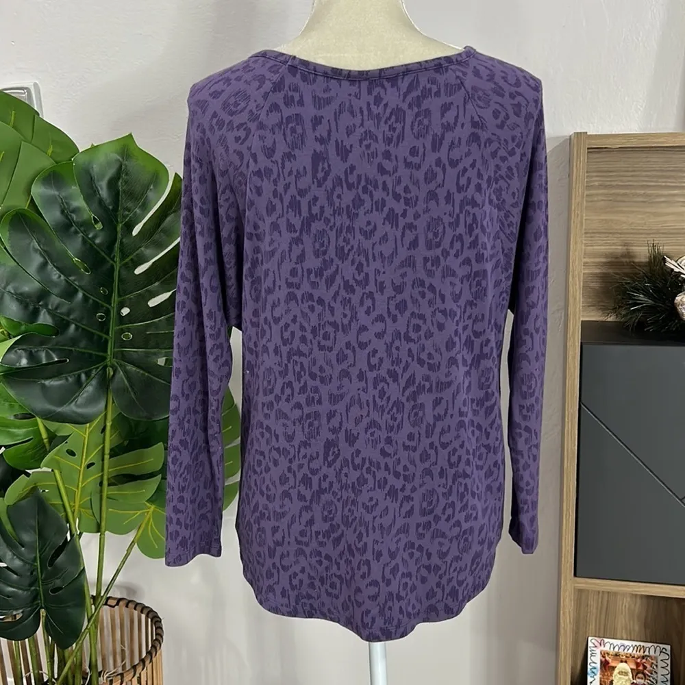Gilligan O’Malley • leopard animal printed sleep shirt Purple Size M - Image 2