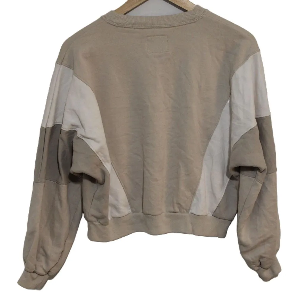 Abercrombie & Fitch Soft AF Gray White Colorblock Cropped Crew Sweatshirt Size S - Image 2