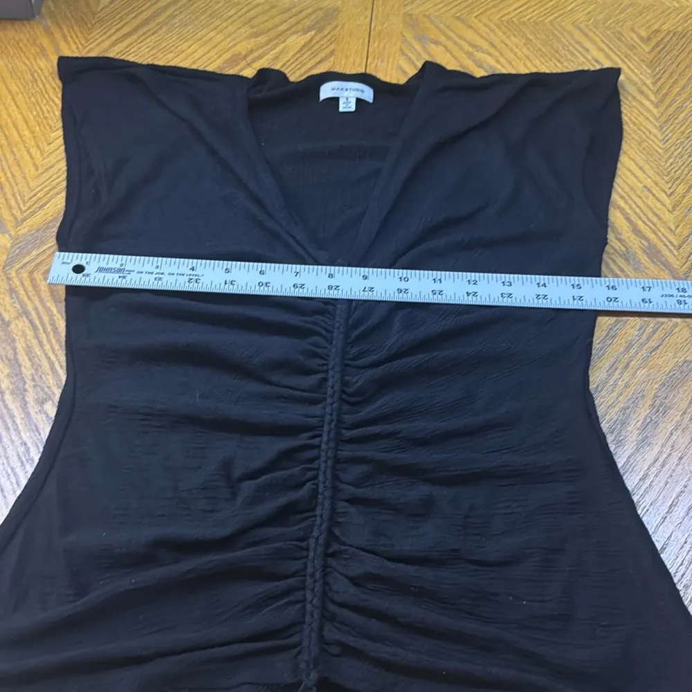 Max studuo V neck top - Image 5