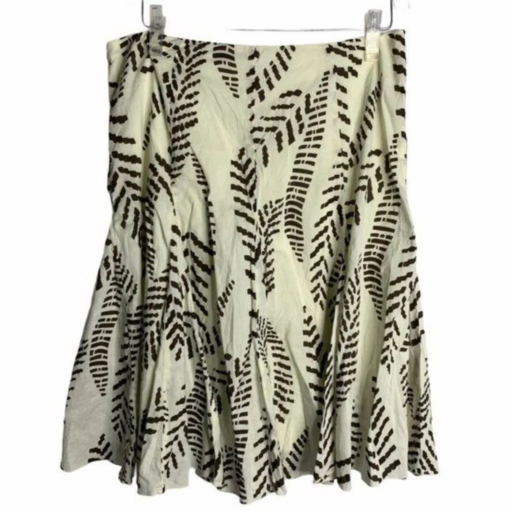 Cato Feather Print Knee Length Full Skirt 12 Cream Side Zip Lined Pleated - Image 3